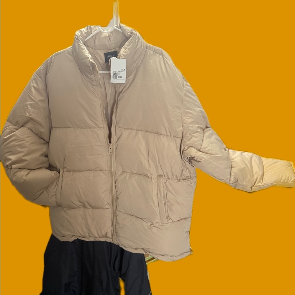 Forever 21 Beige Puffer Jacket - Picture 2 of 5